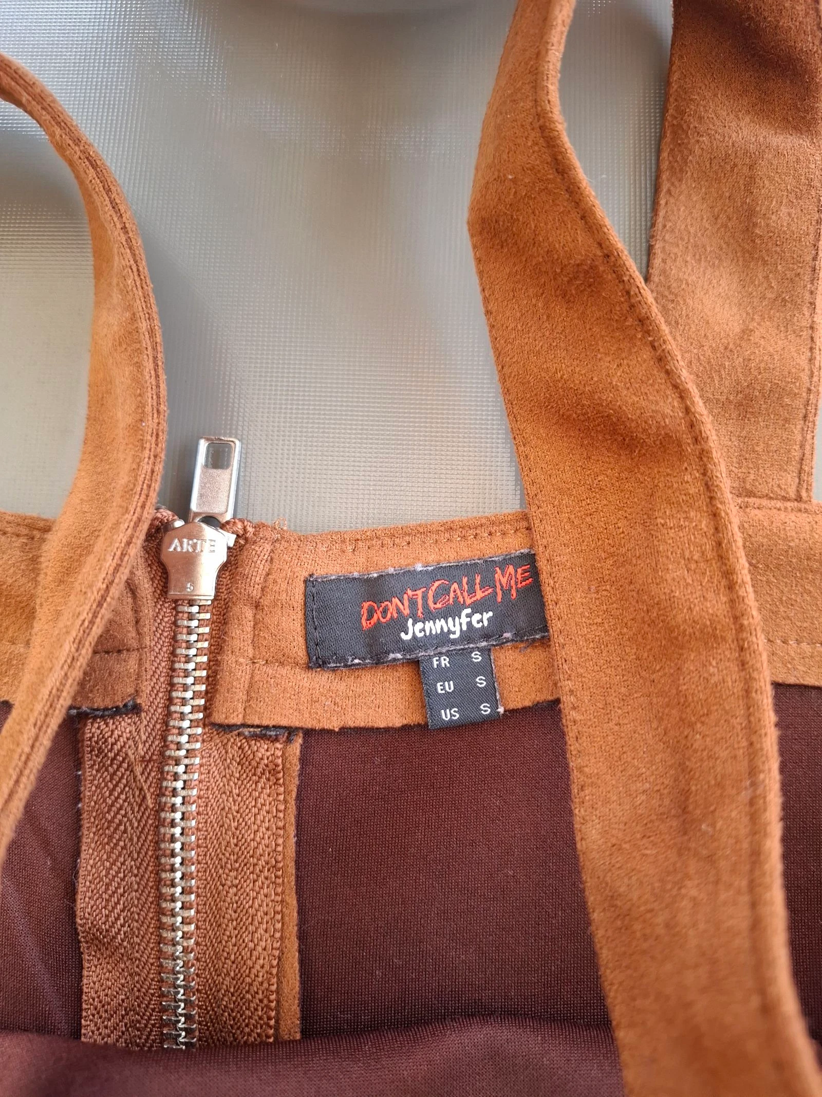 Belo Vestido tabaco tamanho 36 - Excelente estado – photo 2